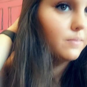 Meet your Posher, Alysha